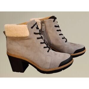Dr. Scholl Gray Platform Ankle Boots Size 10M Block Heel Water Resistant Winter